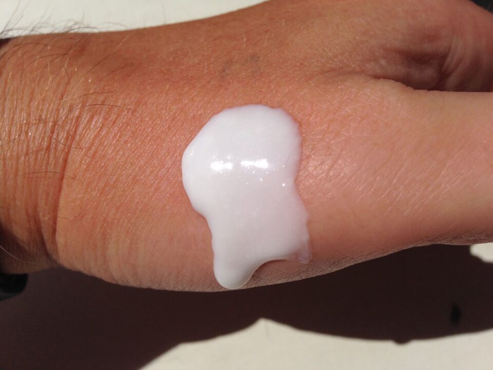 Tako izgleda konsistenca spreja Hondro Sol